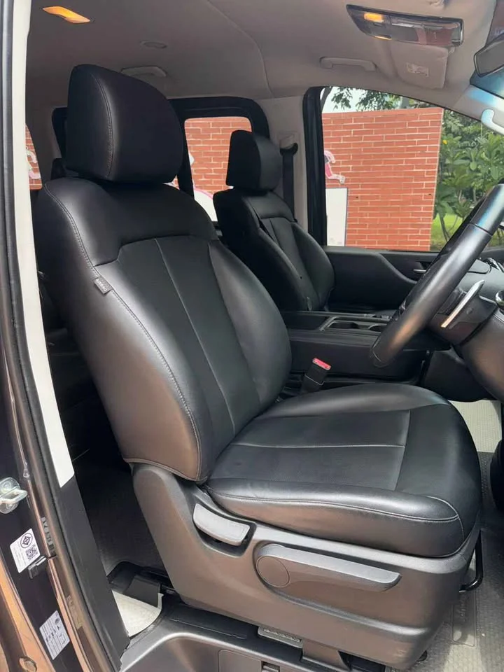 2023 Hyundai Staria US4 3