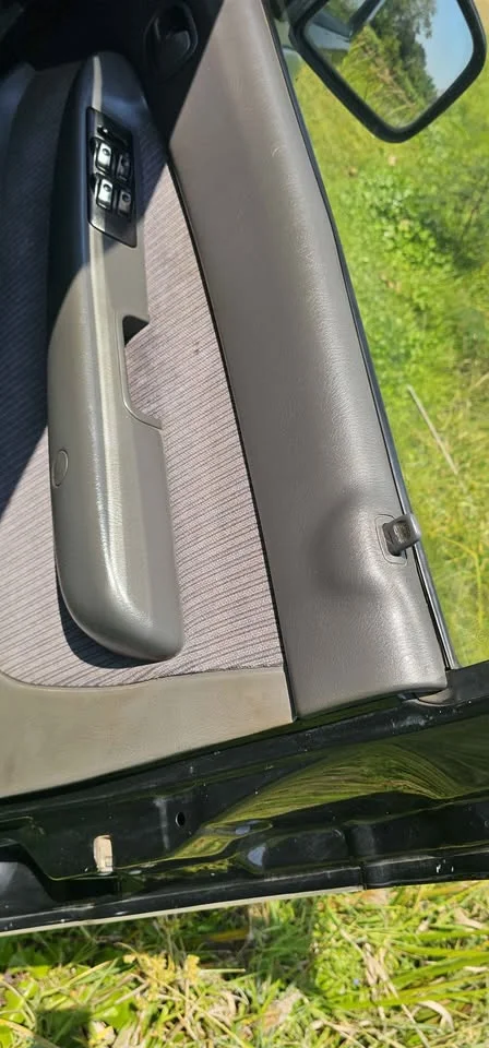 2002 Mazda 2500 Fighter V 3