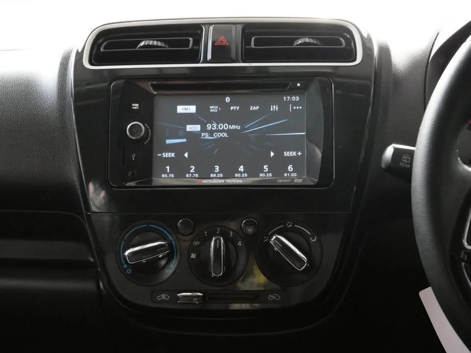 2018 Mitsubishi Mirage VI 3