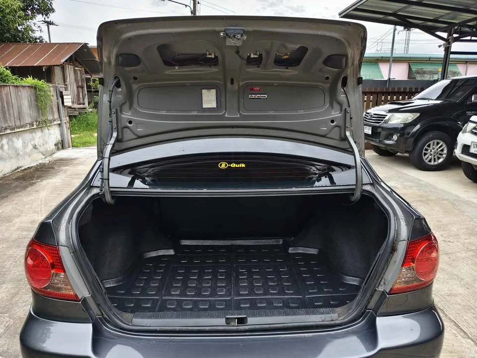 2005 Toyota Corolla Altis IX (E120) 2