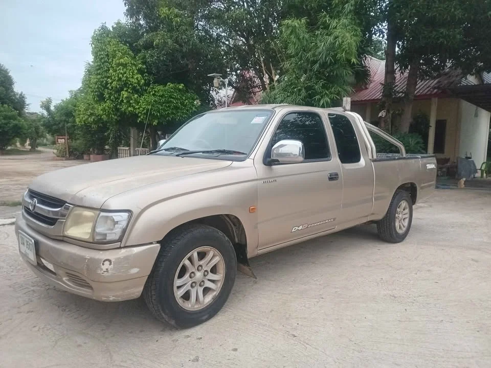 2003 Toyota Hilux Tiger VI 3
