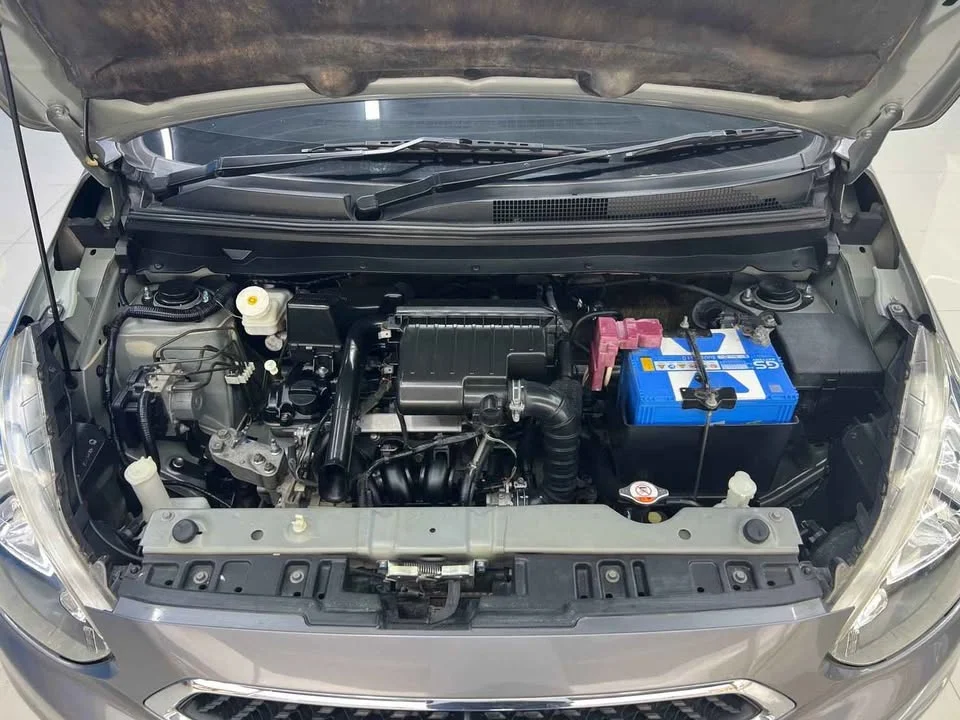2016 Mitsubishi Mirage VI 3