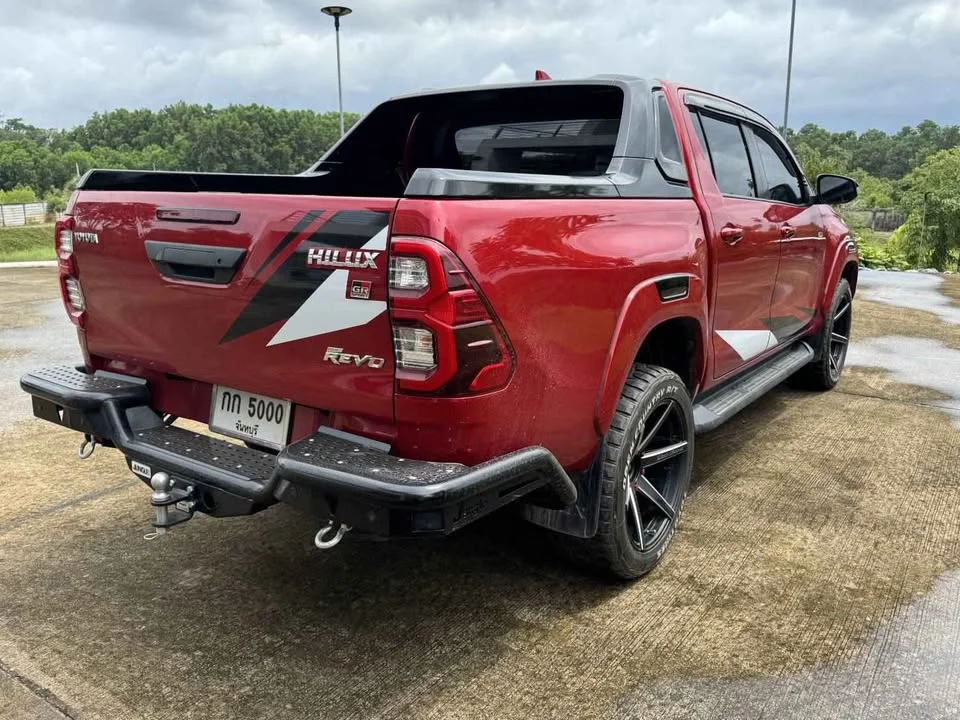 2022 Toyota Hilux VIII 2