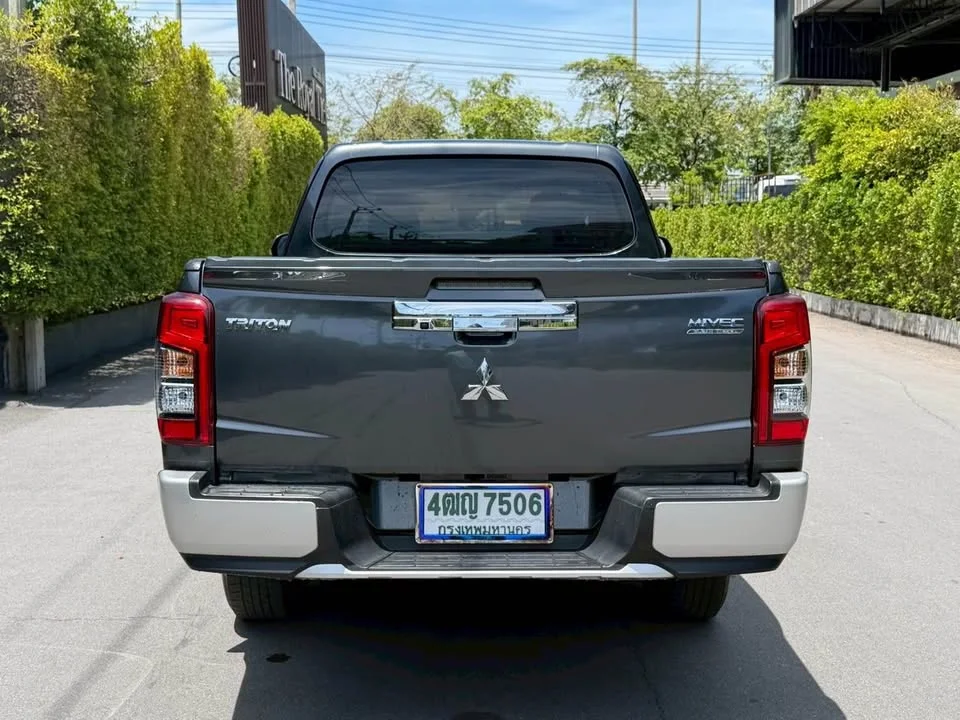 2019 Mitsubishi Triton V 3