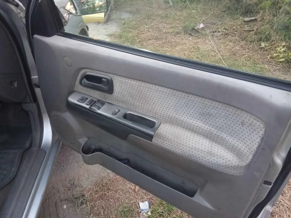 2006 Isuzu D-Max I 3