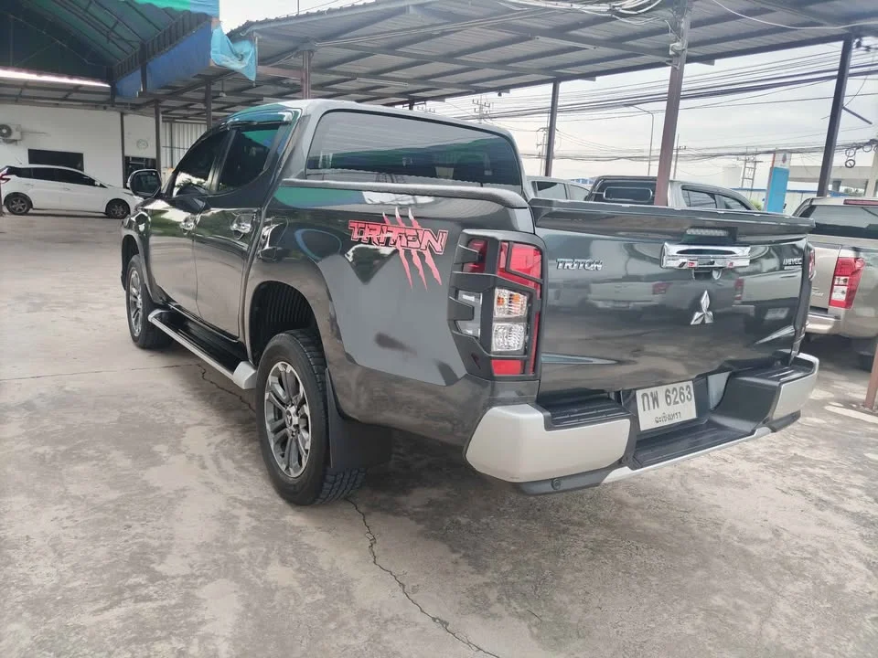 2019 Mitsubishi Triton V 3