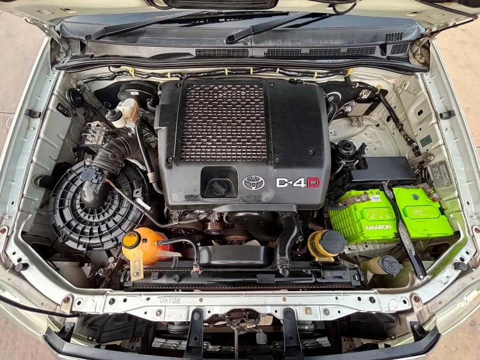2011 Toyota Hilux VII 3