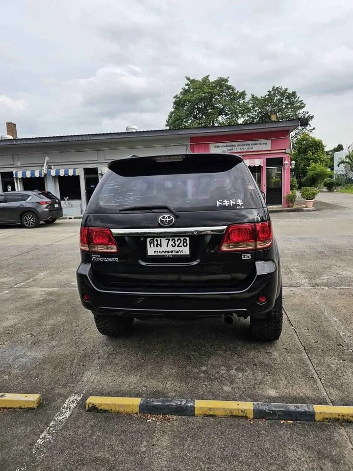 2005 Toyota Fortuner I 3