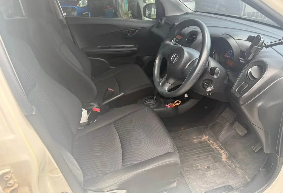 2014 Honda Mobilio II 3