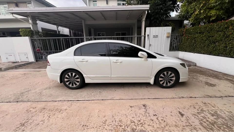 2010 Honda Civic VIII 3
