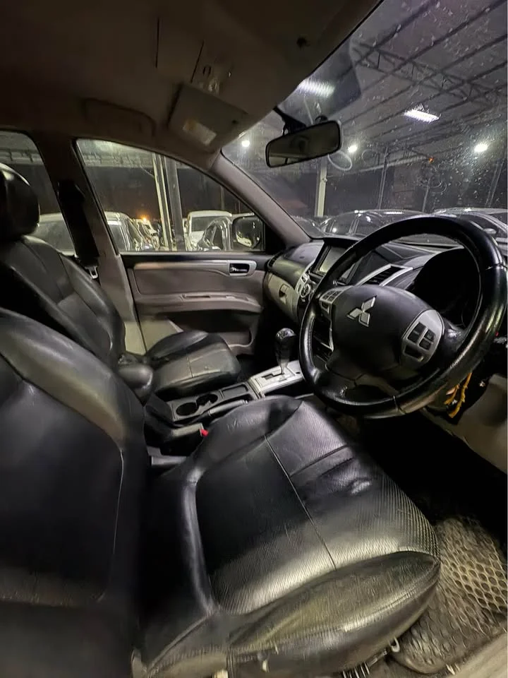 2015 Mitsubishi Pajero Sport II 2