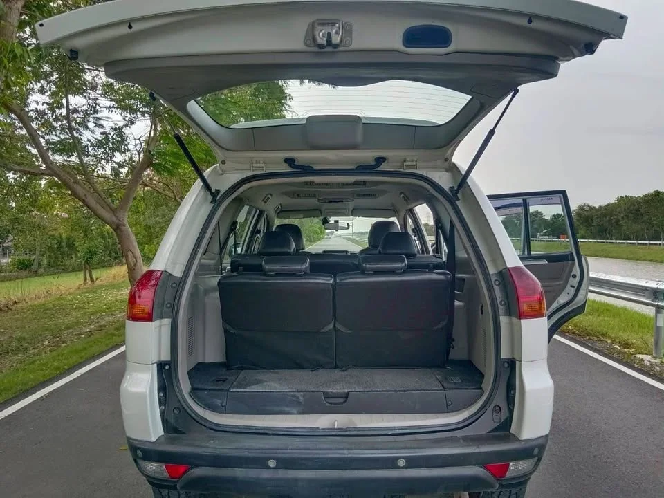 2013 Mitsubishi Pajero Sport II 3