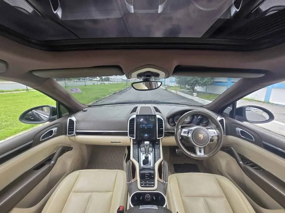 2011 Porsche Cayenne II 2