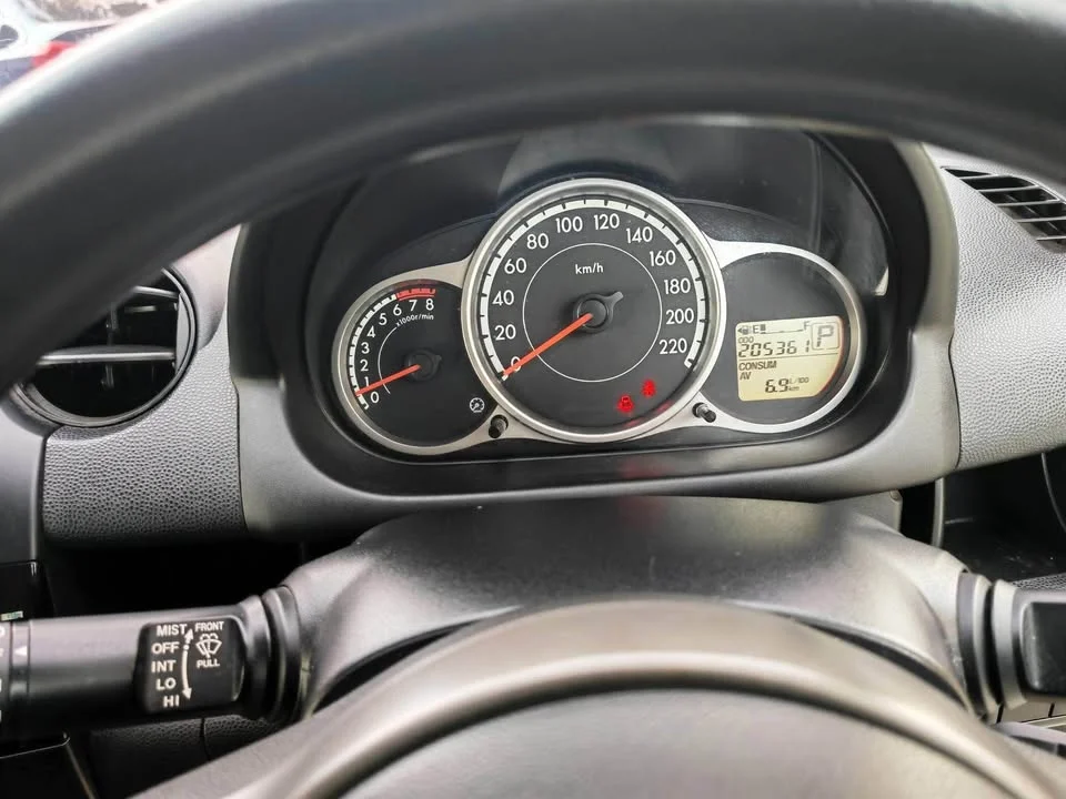 2013 Mazda 2 II 3