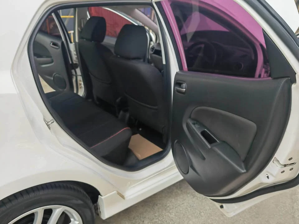 2013 Mazda 2 II 2