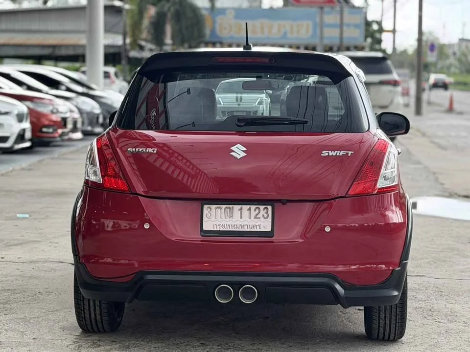 2013 Suzuki Swift II 2