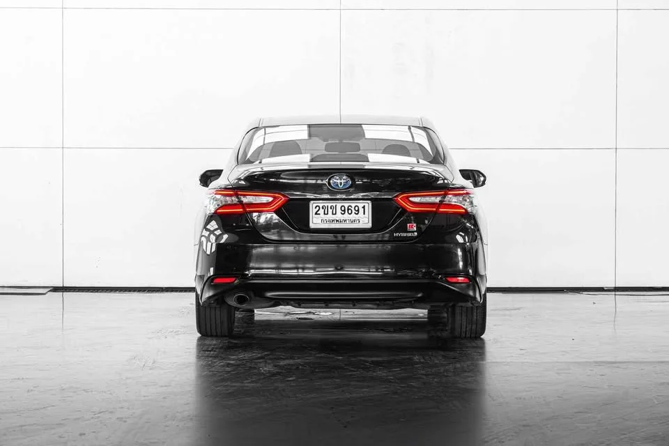 2021 Toyota Camry VIII (XV70) 3