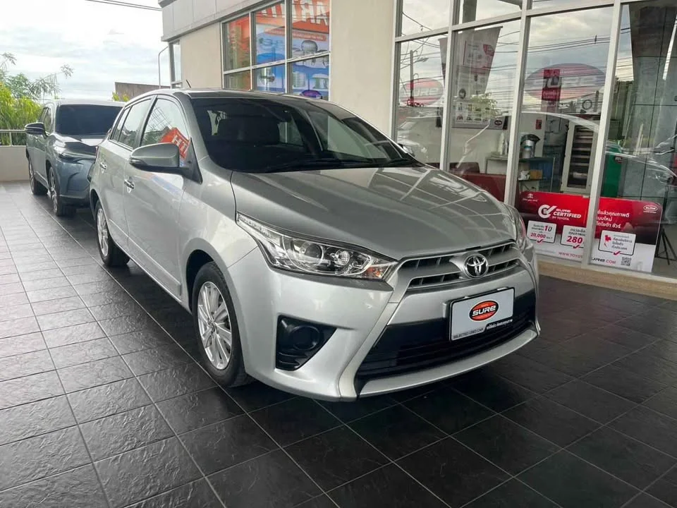 2015 Toyota Yaris III 3