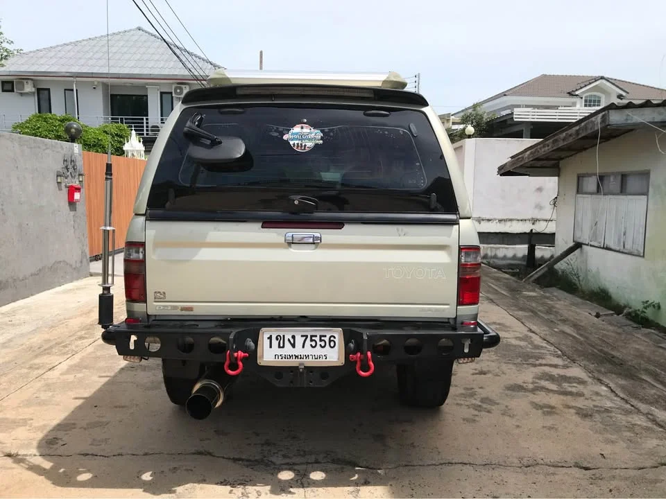 2002 Toyota Hilux Tiger VI 2