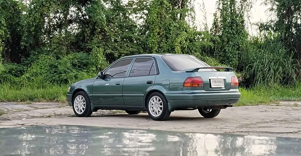 1997 Toyota Corolla Altis VIII (E110) 2
