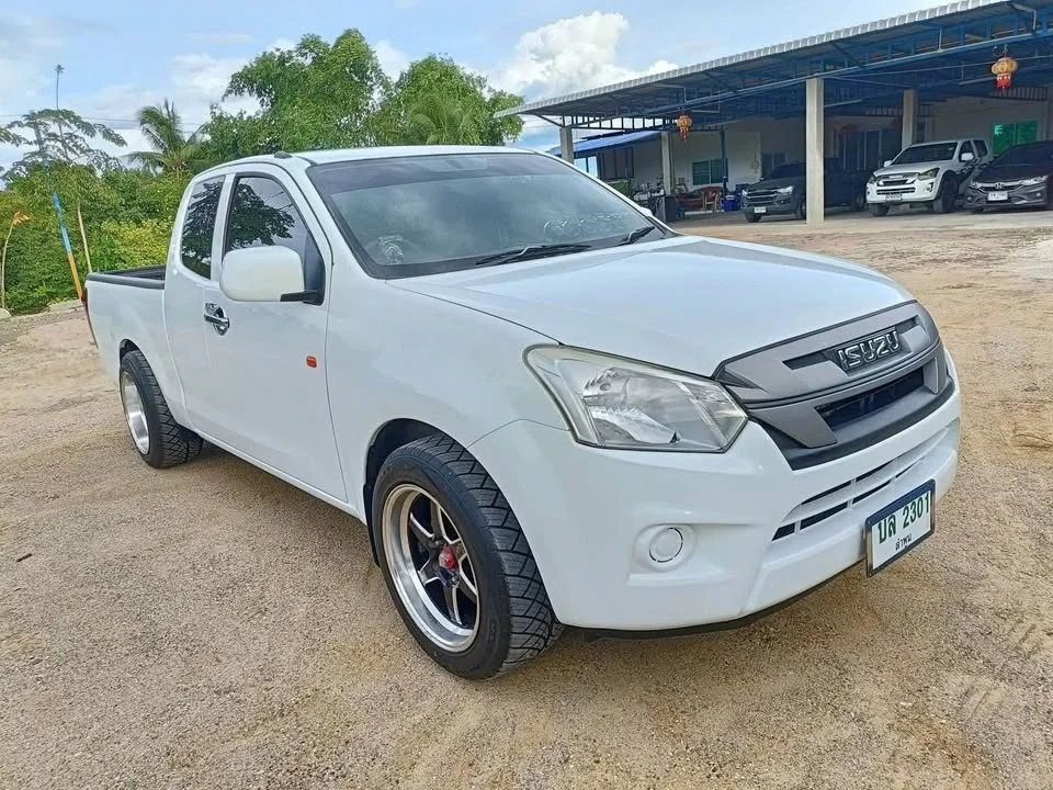 2018 Isuzu D-Max II (RT) 3