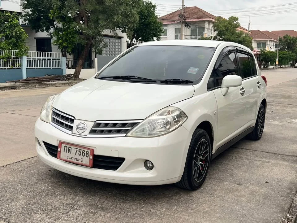 2010 Nissan Tiida I (C11) 3