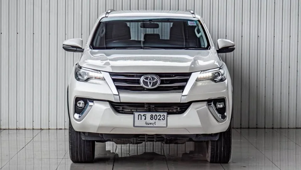 2019 Toyota Fortuner II 3