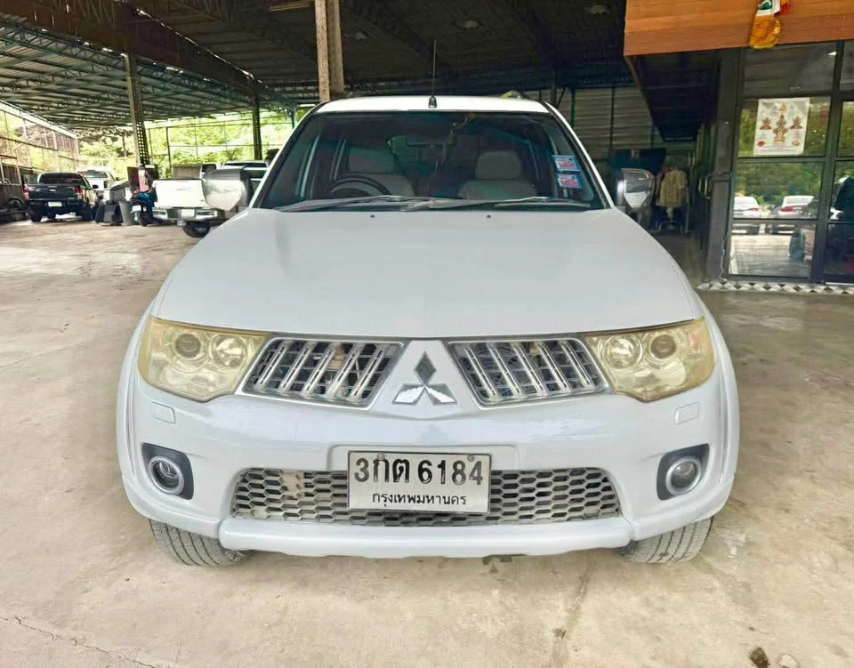 2012 Mitsubishi Pajero Sport II 3