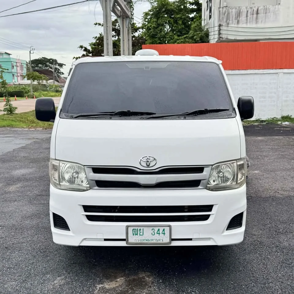 2012 Toyota HiAce V (H200) 3