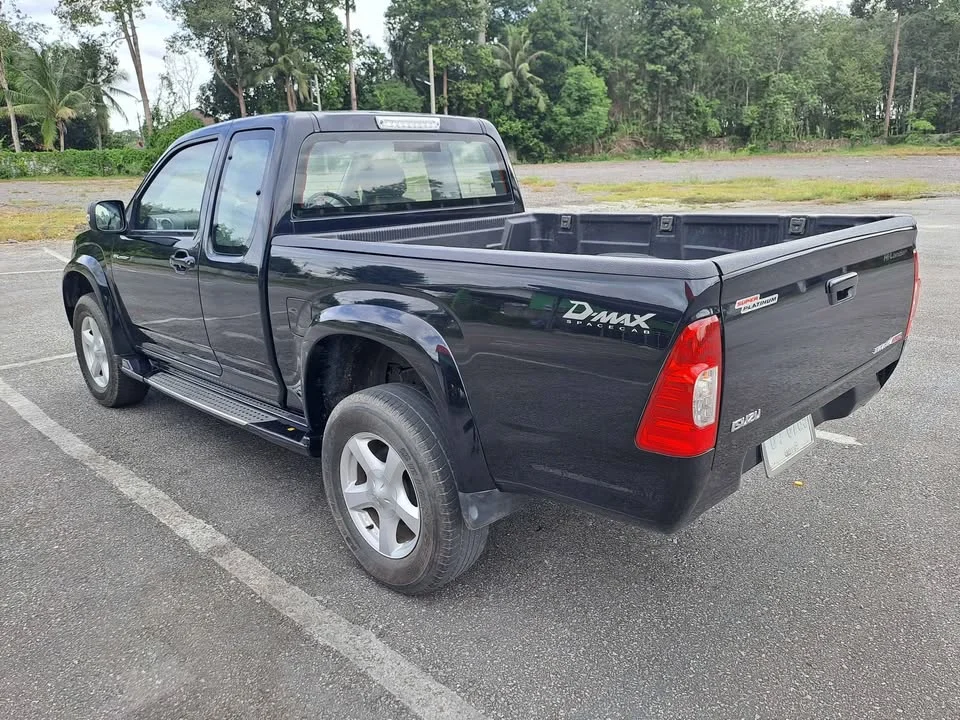 2010 Isuzu D-Max I 2