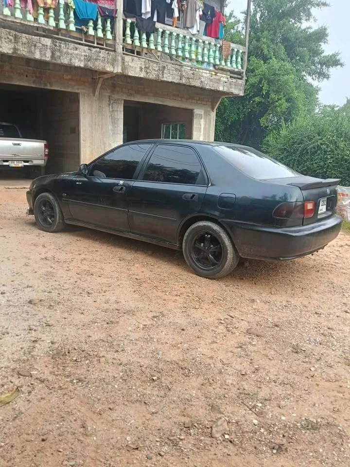 1996 Honda Civic V 2