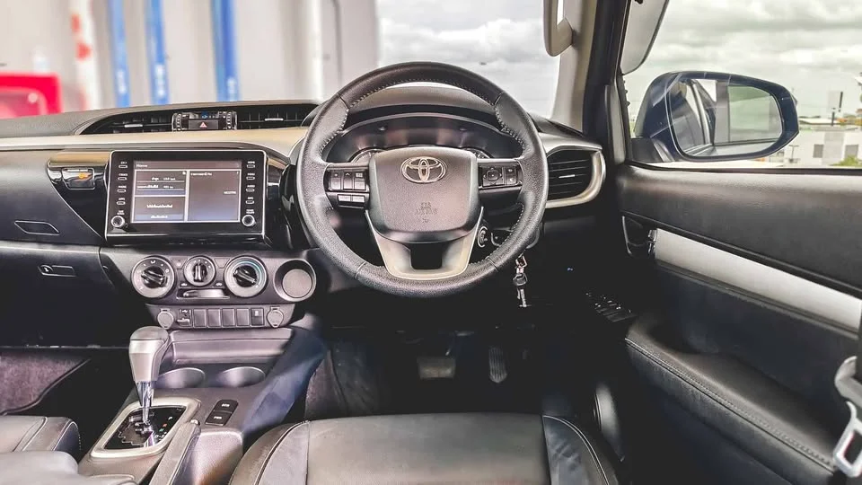 2022 Toyota Hilux VIII 3