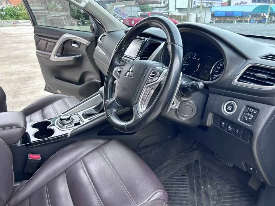 2019 Mitsubishi Pajero Sport III 3