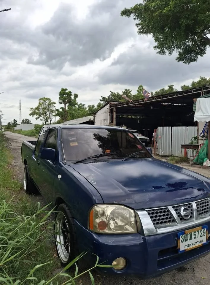 2005 Nissan Frontier I 2