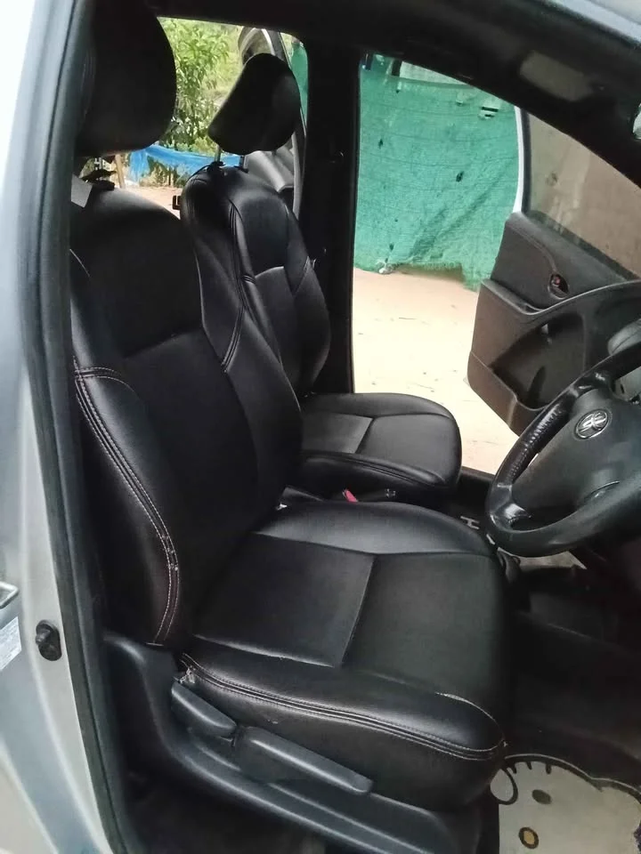 2008 Toyota Yaris II 2
