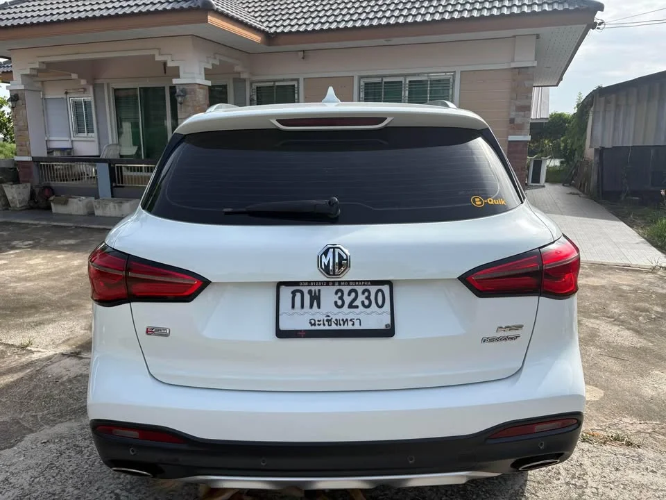 2019 MG HS 3