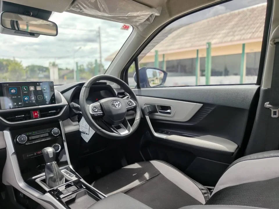 2023 Toyota Veloz III 3