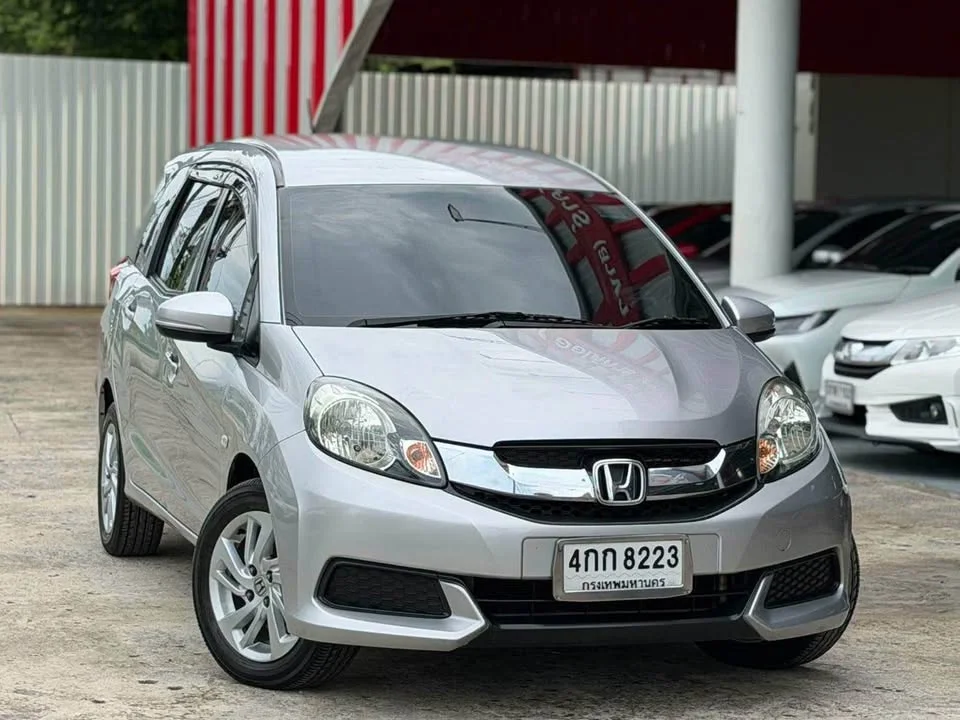 2014 Honda Mobilio II 2
