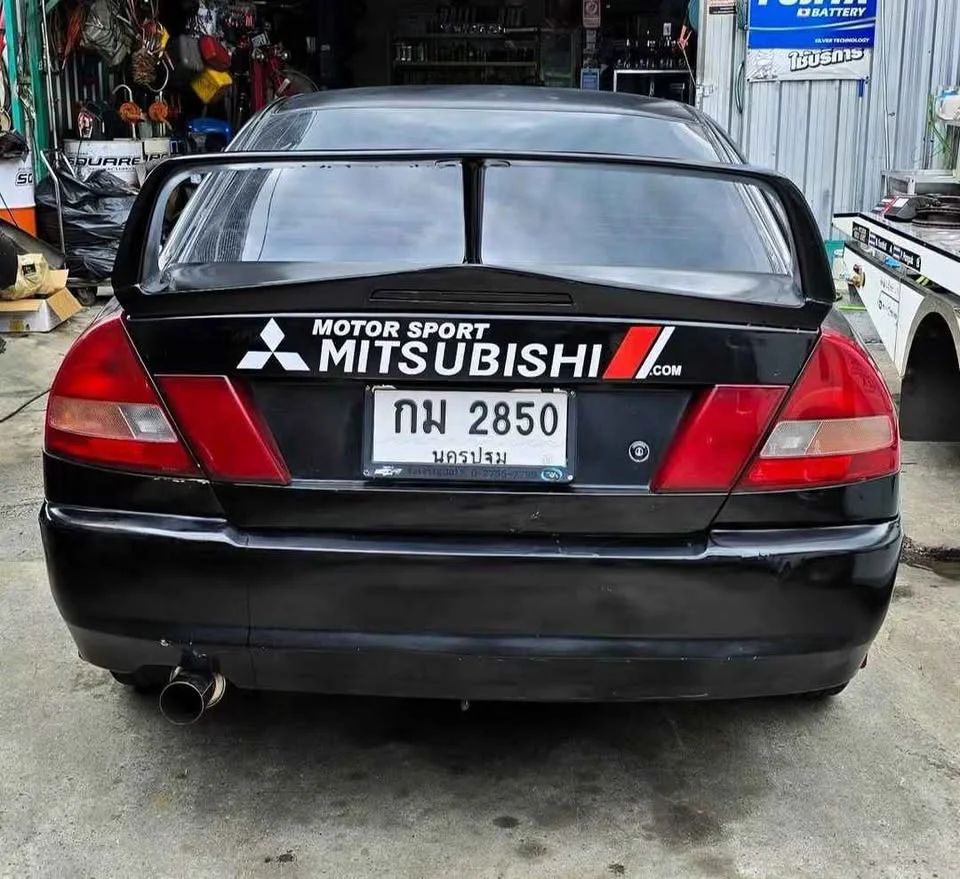1996 Mitsubishi Lancer VII 2