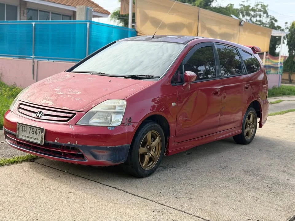 2002 Honda Stream I 3