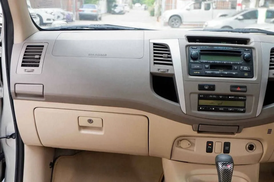 2008 Toyota Fortuner I 3