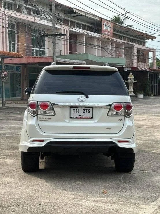 2013 Toyota Fortuner I 2