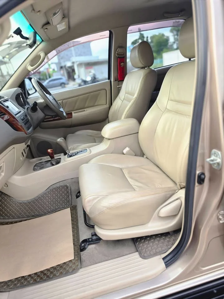 2005 Toyota Fortuner I 3