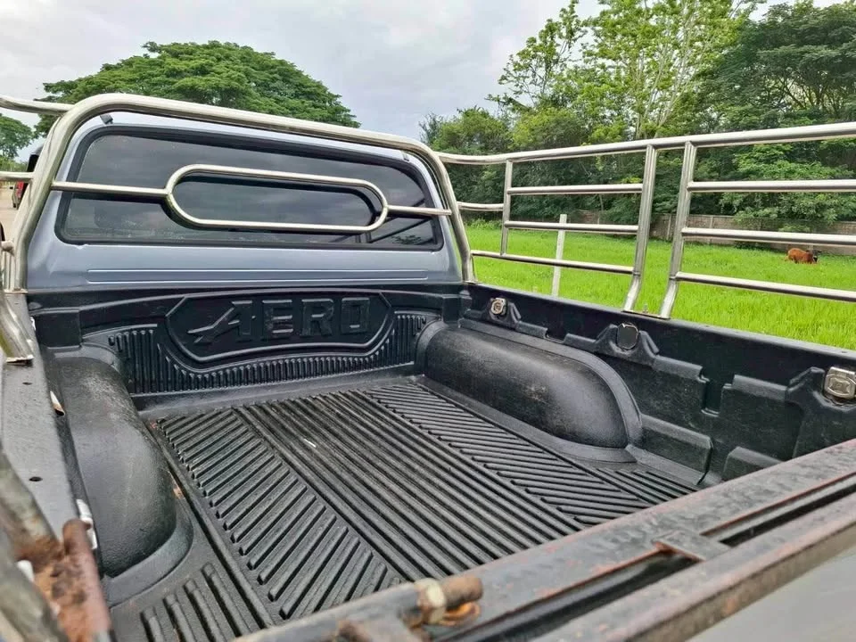 2001 Toyota Hilux Tiger VI 2