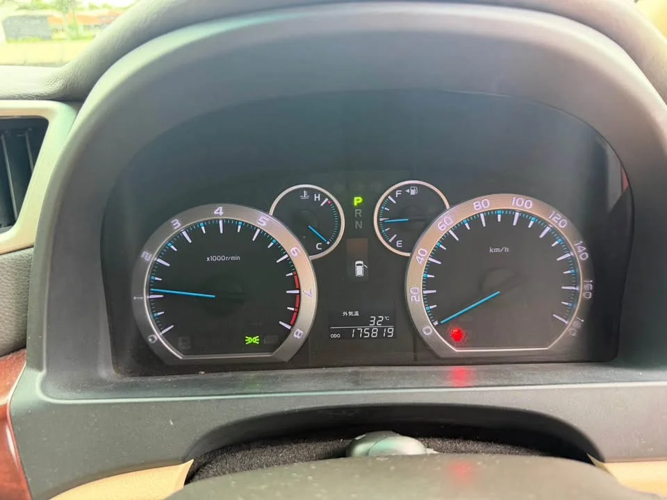 2008 Toyota Alphard, Vellfire II (AH20) 3