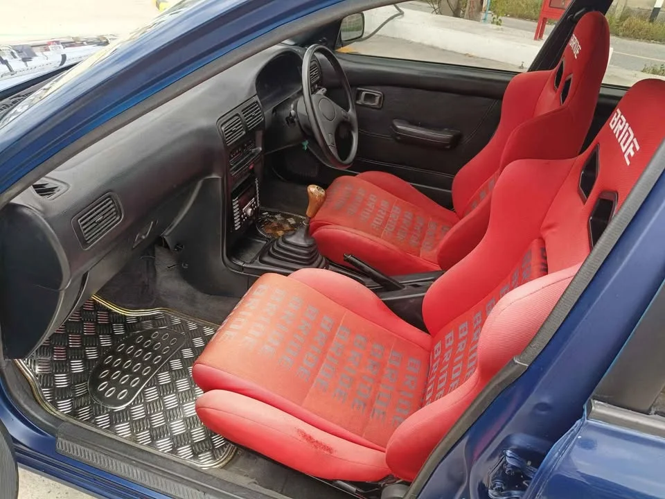 1994 Nissan NV 3