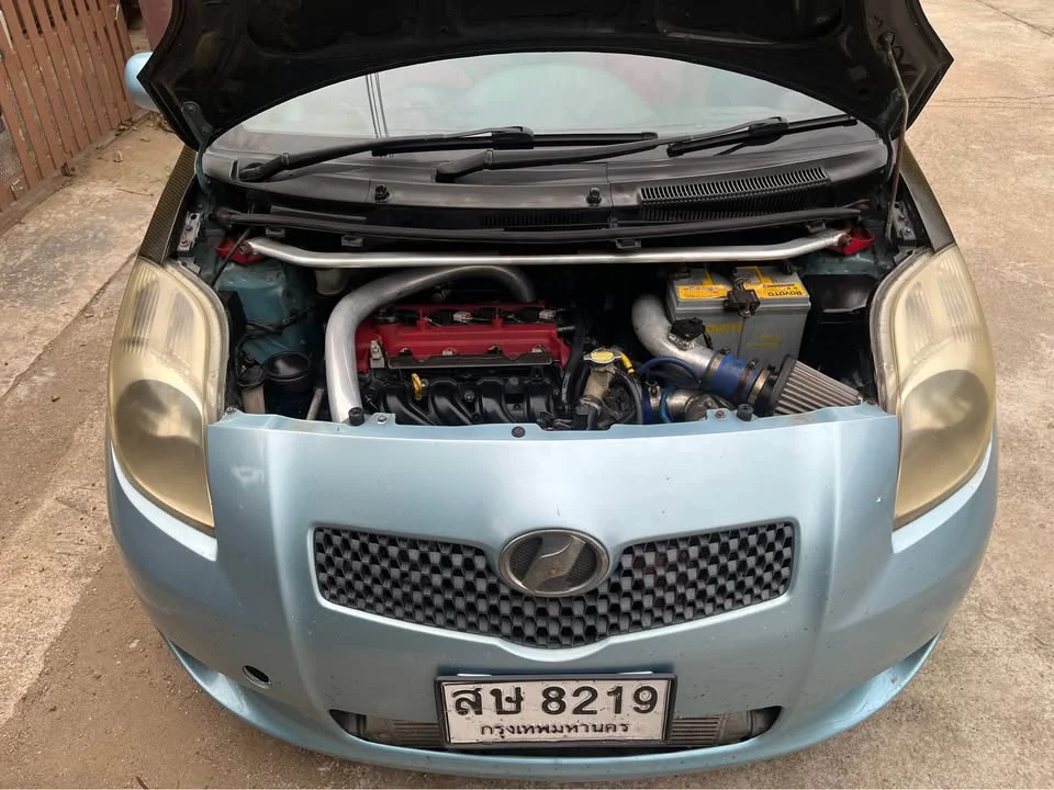 2006 Toyota Yaris II 2