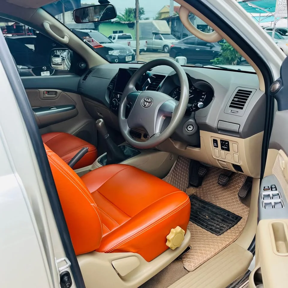2012 Toyota Hilux VII 3