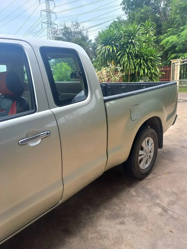 2551 Toyota Hilux VII 2