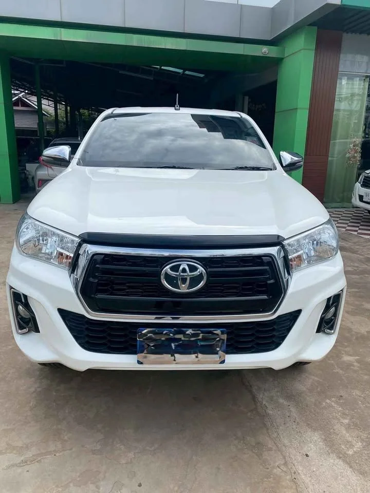 2019 Toyota Hilux VIII 3